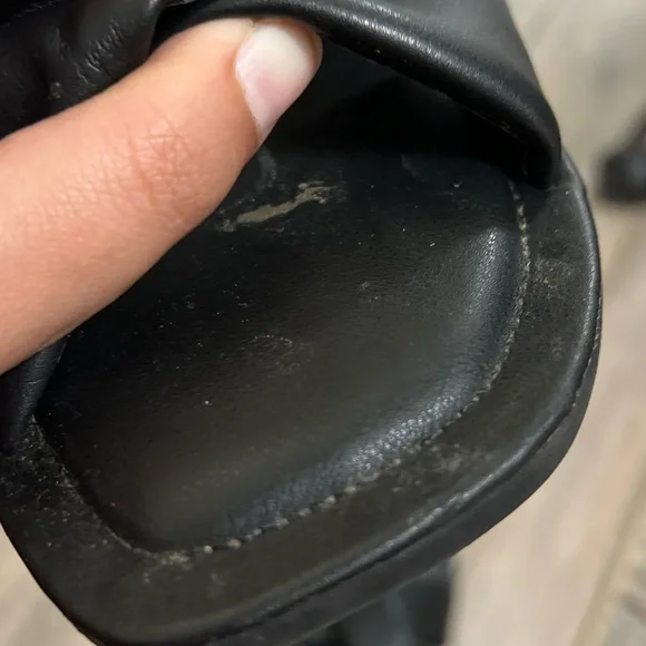 Black Sandals - Picture 4 of 5